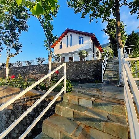 Xhuli Guesthouse Shkodër Екстериор снимка