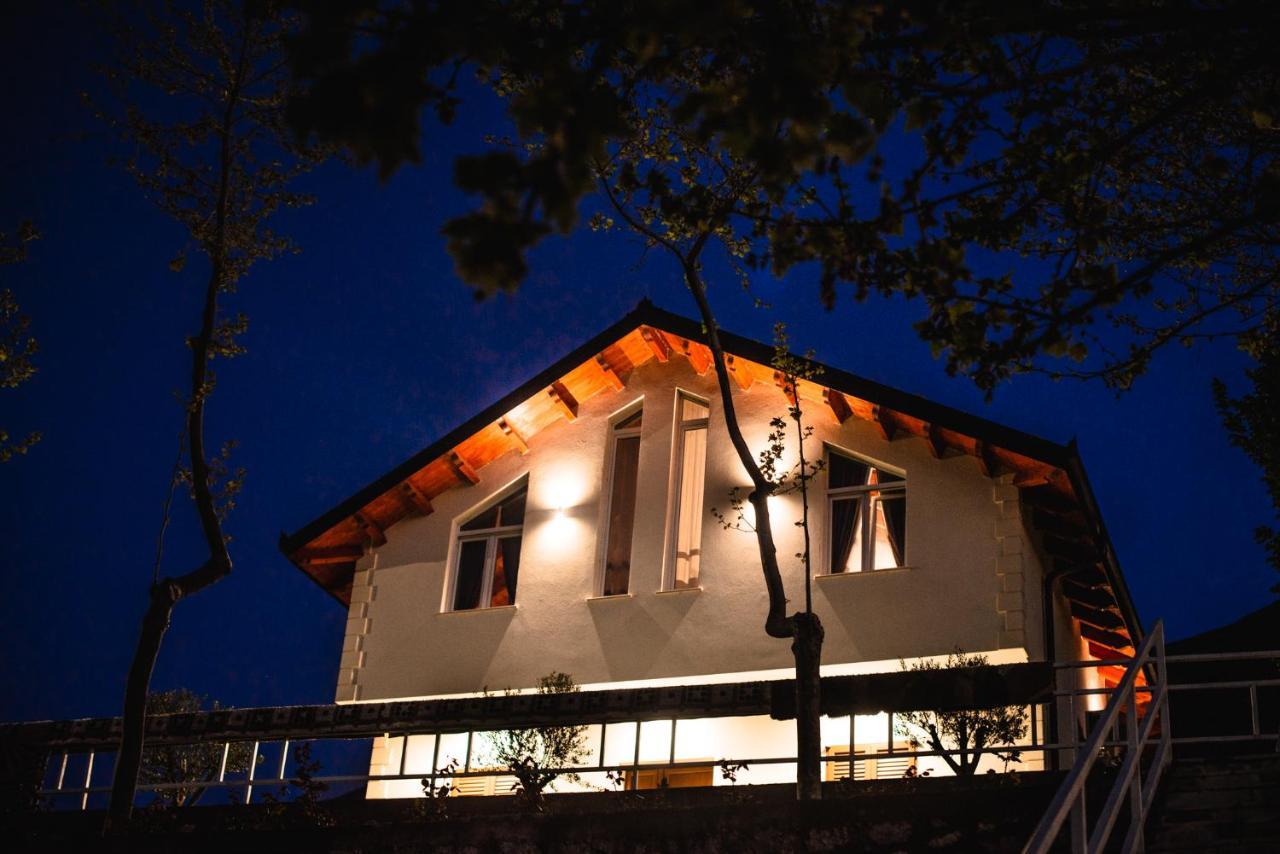 Xhuli Guesthouse Shkodër Екстериор снимка