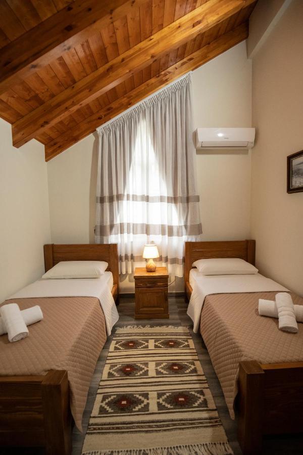 Xhuli Guesthouse Shkodër Екстериор снимка