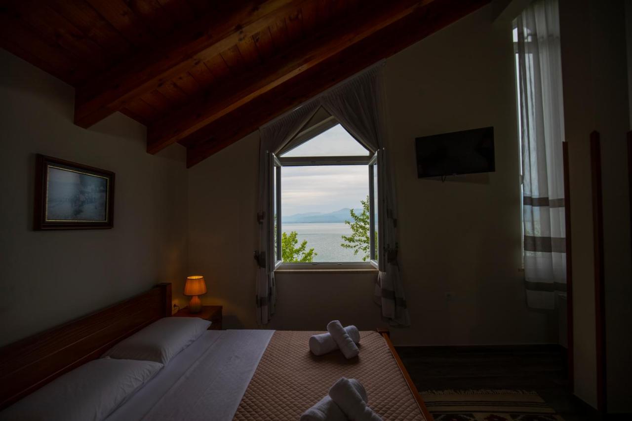 Xhuli Guesthouse Shkodër Екстериор снимка